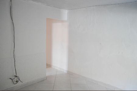 Casa para alugar com 183m², 2 quartos e 2 vagas Casa para alugar com 183m², 2 quartos e 2 vagasSala