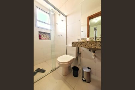 Apartamento à venda com 150m², 4 quartos e 3 vagas Apartamento à venda com 150m², 4 quartos e 3 vagasBanheiro Social