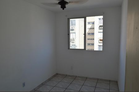Apartamento à venda com 57m², 2 quartos e 1 vagaQuarto 2
