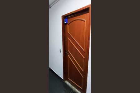 Apartamento à venda com 57m², 2 quartos e 1 vagaLockbox