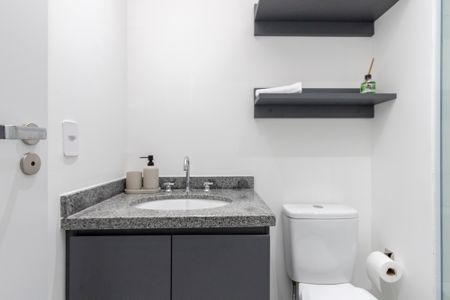 Studio à venda com 23m², 1 quarto e sem vaga Studio à venda com 23m², 1 quarto e sem vagaBanheiro