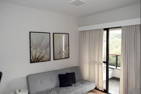 Apartamento à venda com 40m², 1 quarto e 1 vagaSala