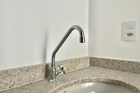 Apartamento à venda com 57m², 1 quarto e 1 vaga Apartamento à venda com 57m², 1 quarto e 1 vagaBanheiro Corredor