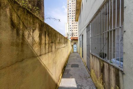 Casa para alugar com 35m², 1 quarto e 1 vaga Casa para alugar com 35m², 1 quarto e 1 vagaCorredor Externo