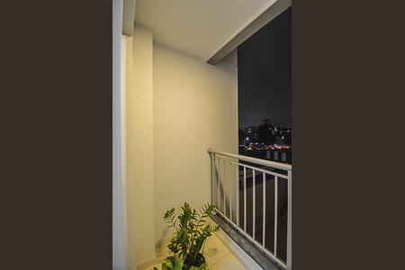 Apartamento à venda com 64m², 2 quartos e 1 vagaSacada
