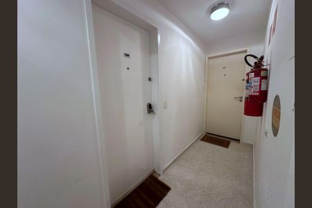 Apartamento à venda com 58m², 1 quarto e 1 vagaEntrada