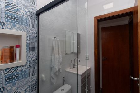 Casa à venda com 240m², 3 quartos e 1 vagaBanheiro 2