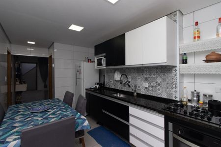 Casa à venda com 240m², 3 quartos e 1 vagaCozinha 2