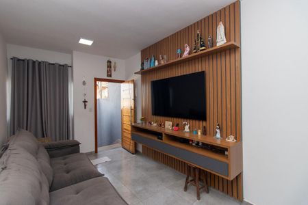 Casa à venda com 240m², 3 quartos e 1 vagaSala