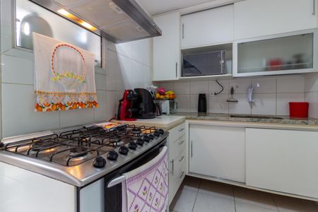 Apartamento à venda com 84m², 3 quartos e 2 vagas Apartamento à venda com 84m², 3 quartos e 2 vagasCozinha