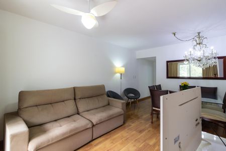 Apartamento à venda com 84m², 3 quartos e 2 vagas Apartamento à venda com 84m², 3 quartos e 2 vagasSala