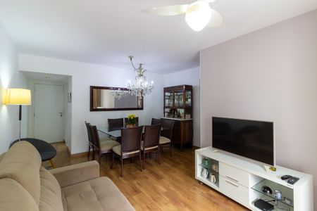 Apartamento à venda com 84m², 3 quartos e 2 vagas Apartamento à venda com 84m², 3 quartos e 2 vagasSala