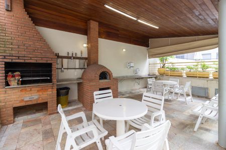 Apartamento à venda com 84m², 3 quartos e 2 vagas Apartamento à venda com 84m², 3 quartos e 2 vagasÁrea comum - Churrasqueira