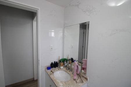 Apartamento à venda com 89m², 3 quartos e 2 vagasBanheiro 2