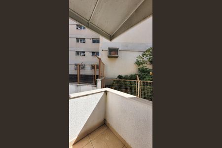 Casa à venda com 250m², 2 quartos e 1 vagavaranda