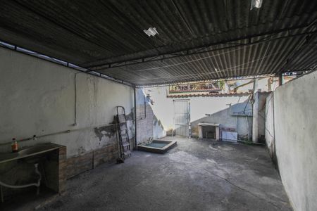 Casa para alugar com 72m², 1 quarto e sem vagaQuintal