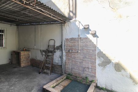 Casa para alugar com 72m², 1 quarto e sem vagaQuintal