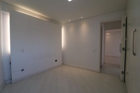 Apartamento à venda com 77m², 2 quartos e 2 vagasQuarto 1