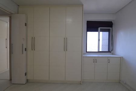 Apartamento à venda com 77m², 2 quartos e 2 vagasQuarto 1