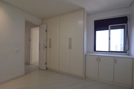 Apartamento à venda com 77m², 2 quartos e 2 vagasQuarto 1