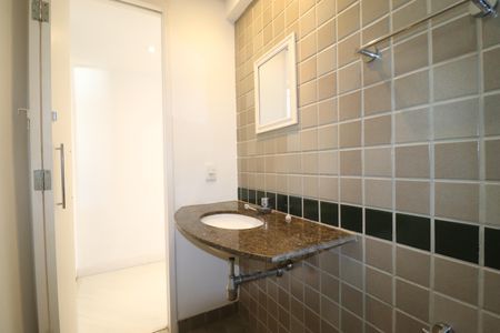 Apartamento à venda com 77m², 2 quartos e 2 vagasLavabo