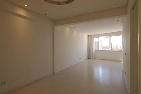 Apartamento à venda com 77m², 2 quartos e 2 vagasSala