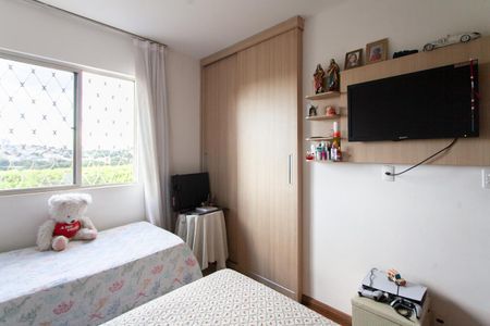 Apartamento à venda com 98m², 3 quartos e 2 vagas Apartamento à venda com 98m², 3 quartos e 2 vagasSuíte