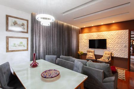 Apartamento à venda com 98m², 3 quartos e 2 vagas Apartamento à venda com 98m², 3 quartos e 2 vagasSala