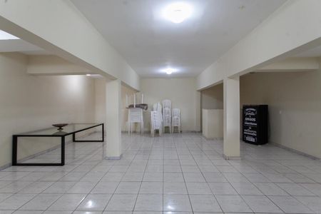 Apartamento à venda com 98m², 3 quartos e 2 vagas Apartamento à venda com 98m², 3 quartos e 2 vagasÁrea comum - Salão de festas