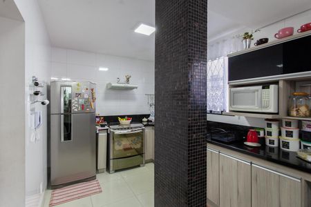 Apartamento à venda com 98m², 3 quartos e 2 vagas Apartamento à venda com 98m², 3 quartos e 2 vagasCozinha