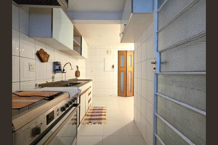 Apartamento à venda com 78m², 2 quartos e 1 vagaCozinha