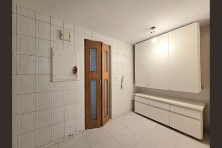 Apartamento à venda com 78m², 2 quartos e 1 vagaCozinha