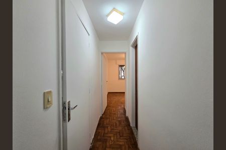 Apartamento à venda com 78m², 2 quartos e 1 vagaCorredor