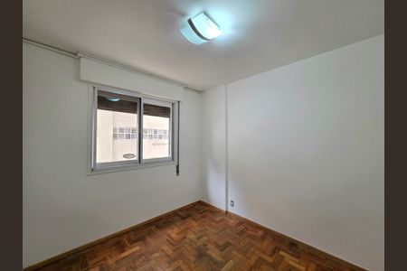 Apartamento à venda com 78m², 2 quartos e 1 vagaQuarto 2