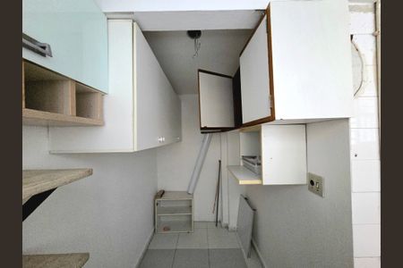 Apartamento à venda com 78m², 2 quartos e 1 vagaÁrea de Serviço