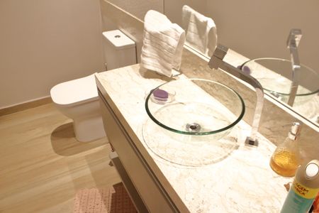 Casa à venda com 280m², 4 quartos e 3 vagasLavabo