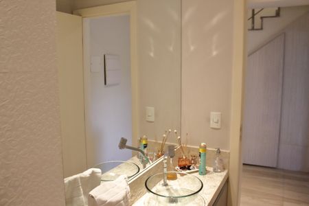 Casa à venda com 280m², 4 quartos e 3 vagasLavabo