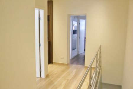 Casa à venda com 280m², 4 quartos e 3 vagasCorredor