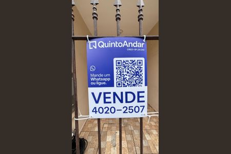 Casa à venda com 220m², 2 quartos e 1 vaga Casa à venda com 220m², 2 quartos e 1 vagaPlaquinha