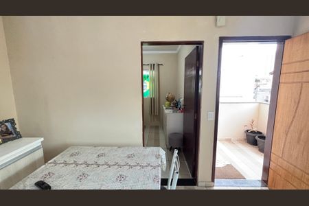 Casa à venda com 220m², 2 quartos e 1 vaga Casa à venda com 220m², 2 quartos e 1 vagaSala de Jantar