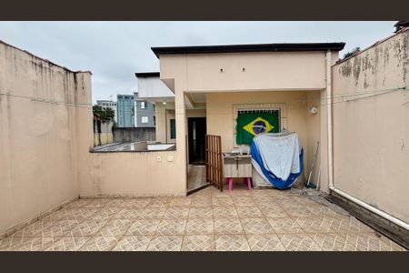 Casa à venda com 220m², 2 quartos e 1 vaga Casa à venda com 220m², 2 quartos e 1 vagaÁrea comum