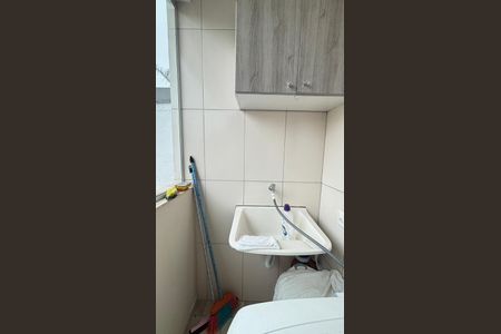 Casa à venda com 220m², 2 quartos e 1 vaga Casa à venda com 220m², 2 quartos e 1 vagaÁrea de Serviço