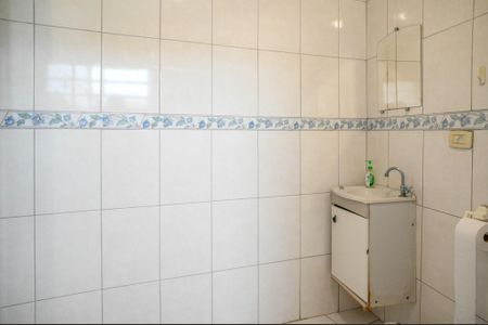 Casa à venda com 225m², 5 quartos e 2 vagas Casa à venda com 225m², 5 quartos e 2 vagasBanheiro da Suíte 5