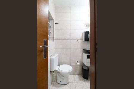 Casa à venda com 225m², 6 quartos e 2 vagas Casa à venda com 225m², 6 quartos e 2 vagasBanheiro