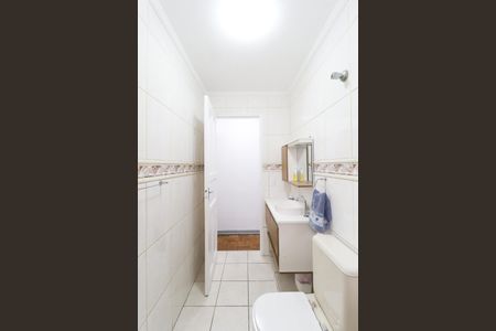 Casa à venda com 225m², 6 quartos e 2 vagas Casa à venda com 225m², 6 quartos e 2 vagasBanheiro 2