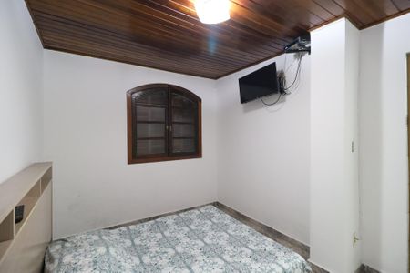 Casa à venda com 225m², 6 quartos e 2 vagas Casa à venda com 225m², 6 quartos e 2 vagasQuarto 6