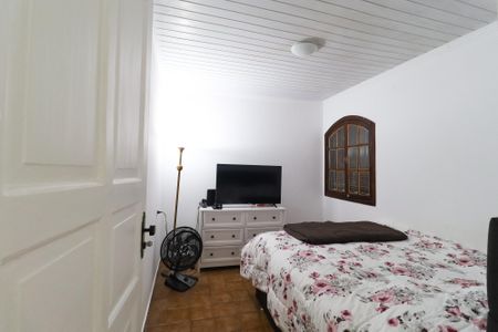 Casa à venda com 225m², 6 quartos e 2 vagas Casa à venda com 225m², 6 quartos e 2 vagasQuarto 2