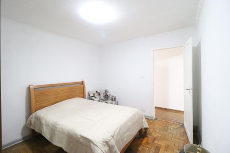 Casa à venda com 225m², 6 quartos e 2 vagas Casa à venda com 225m², 6 quartos e 2 vagasQuarto 3