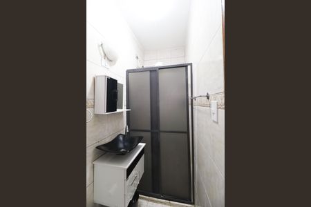 Casa à venda com 225m², 6 quartos e 2 vagas Casa à venda com 225m², 6 quartos e 2 vagasBanheiro