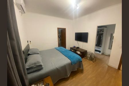 Casa à venda com 260m², 4 quartos e 3 vagas Casa à venda com 260m², 4 quartos e 3 vagasFoto 07